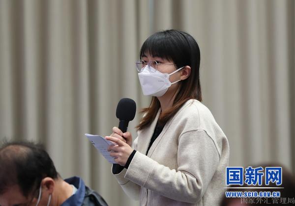 d27a0b01b40646a684847331cfc5f87b.jpg 21世纪经济报道记者提问_large.jpg